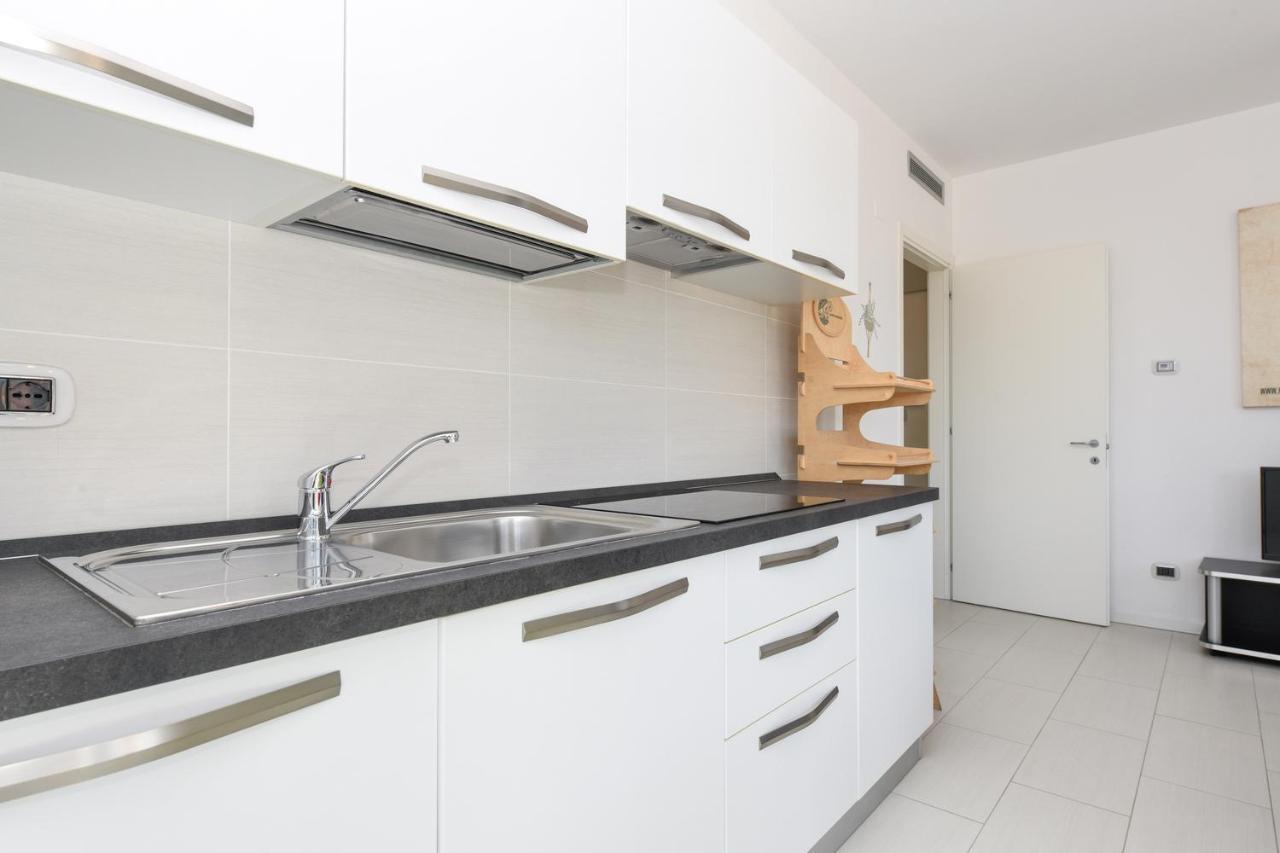 Campione Univela Apartments Campione del Garda Esterno foto
