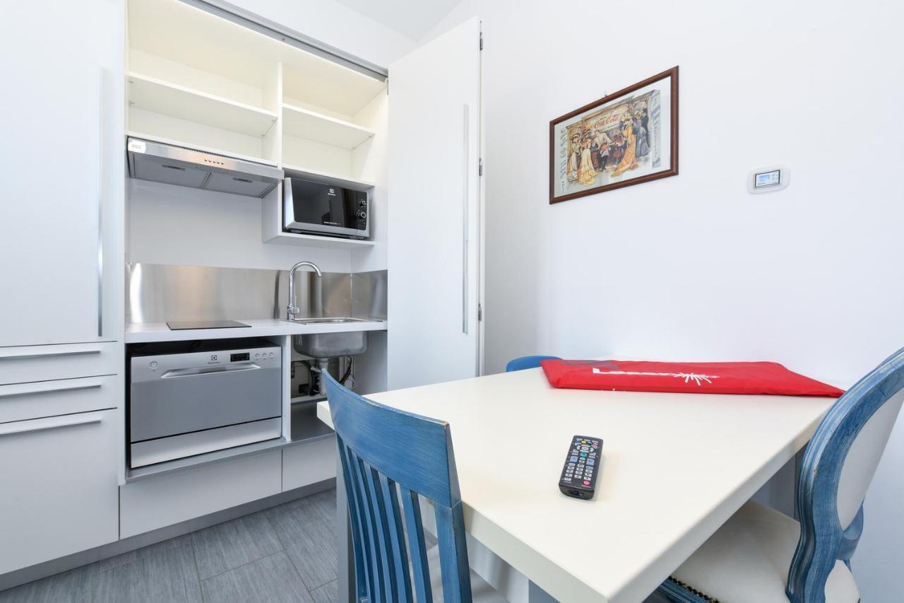 Campione Univela Apartments Campione del Garda Esterno foto