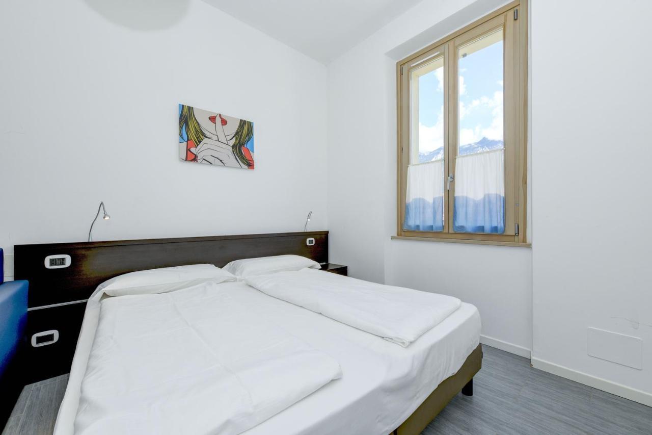Campione Univela Apartments Campione del Garda Esterno foto