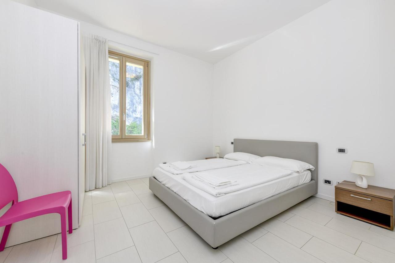 Campione Univela Apartments Campione del Garda Esterno foto